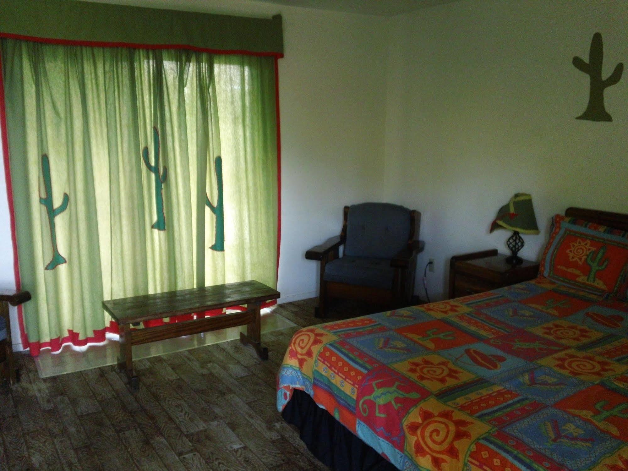 Bonnie Springs Ranch Motel Blue Diamond Dış mekan fotoğraf